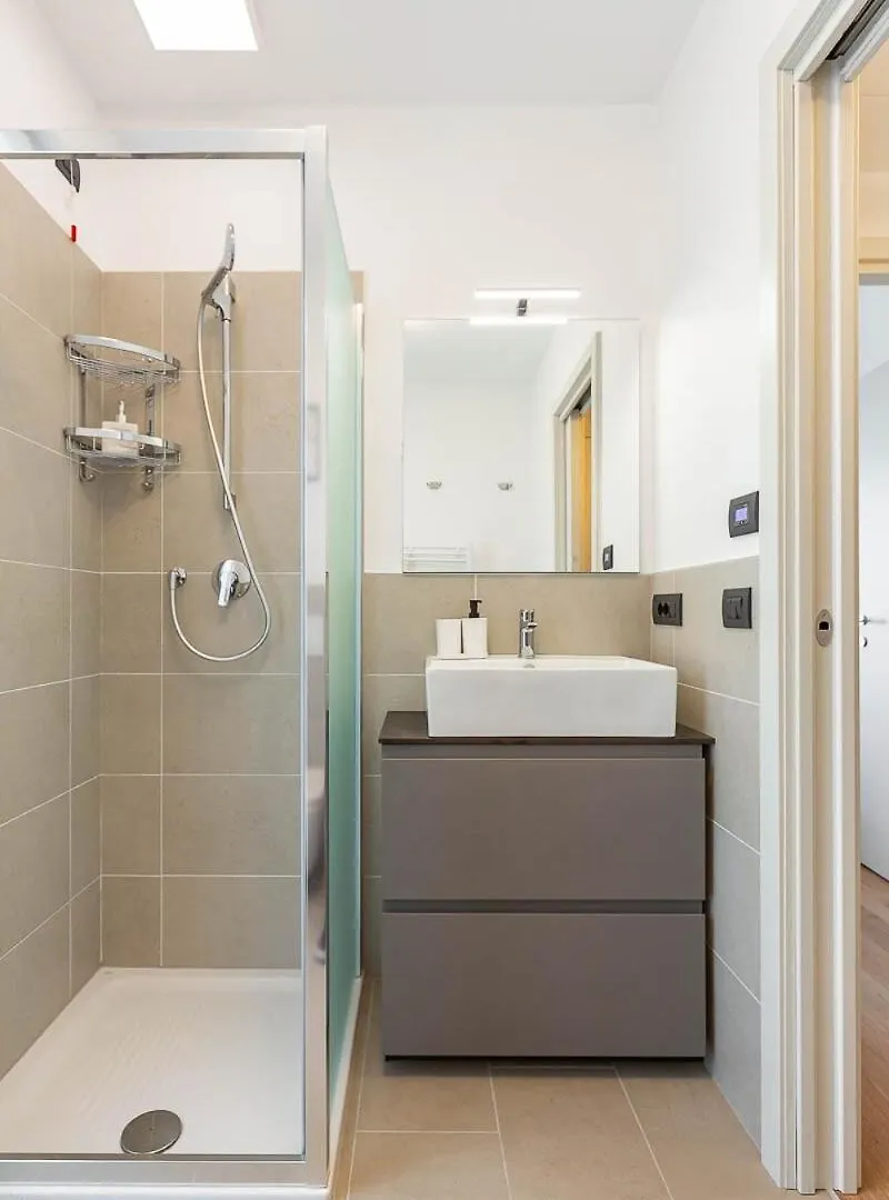 Free Parking Besta 10 Minutes Away Private Terrace And Garden View Milan