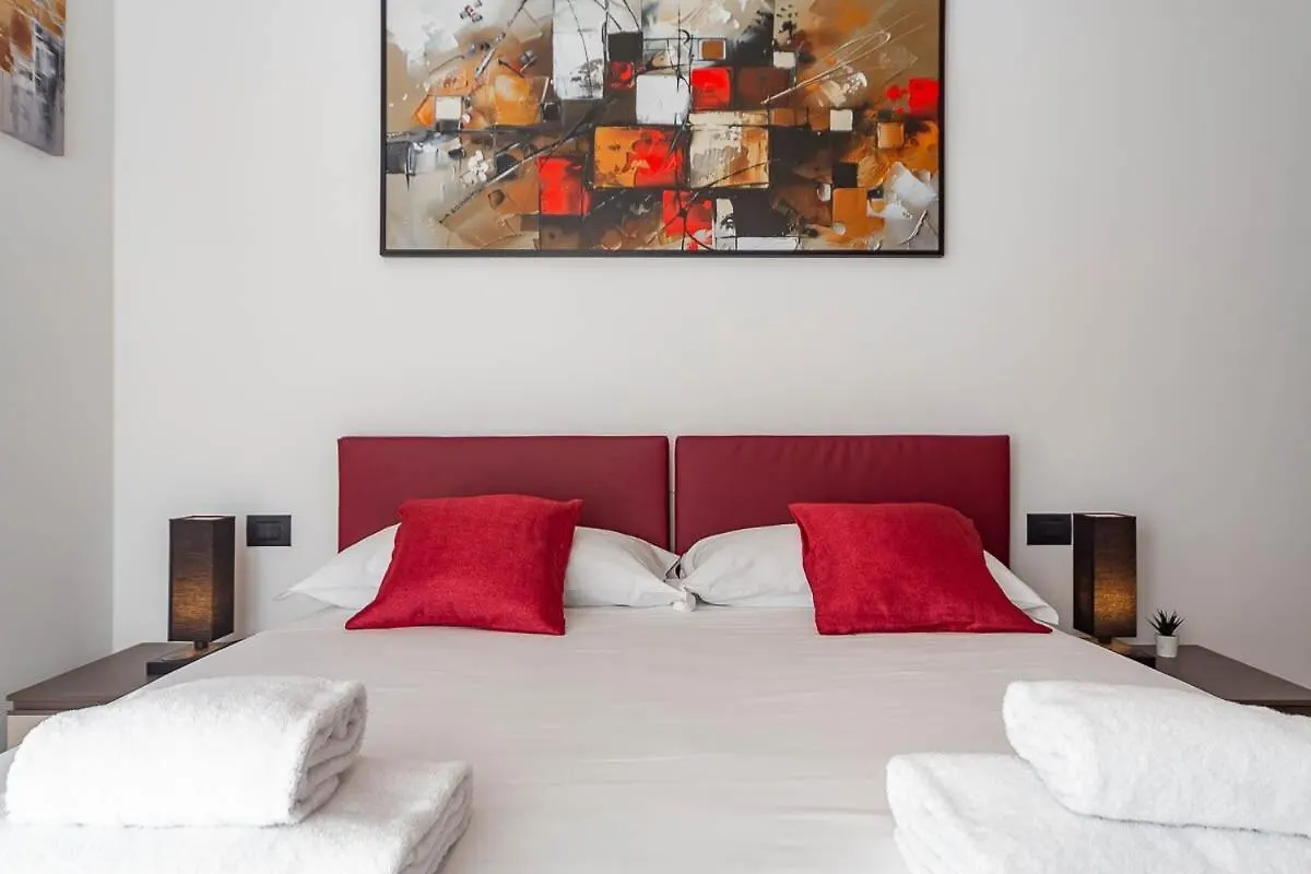 Free Parking Besta 10 Minutes Away Private Terrace And Garden View Milan 0*,