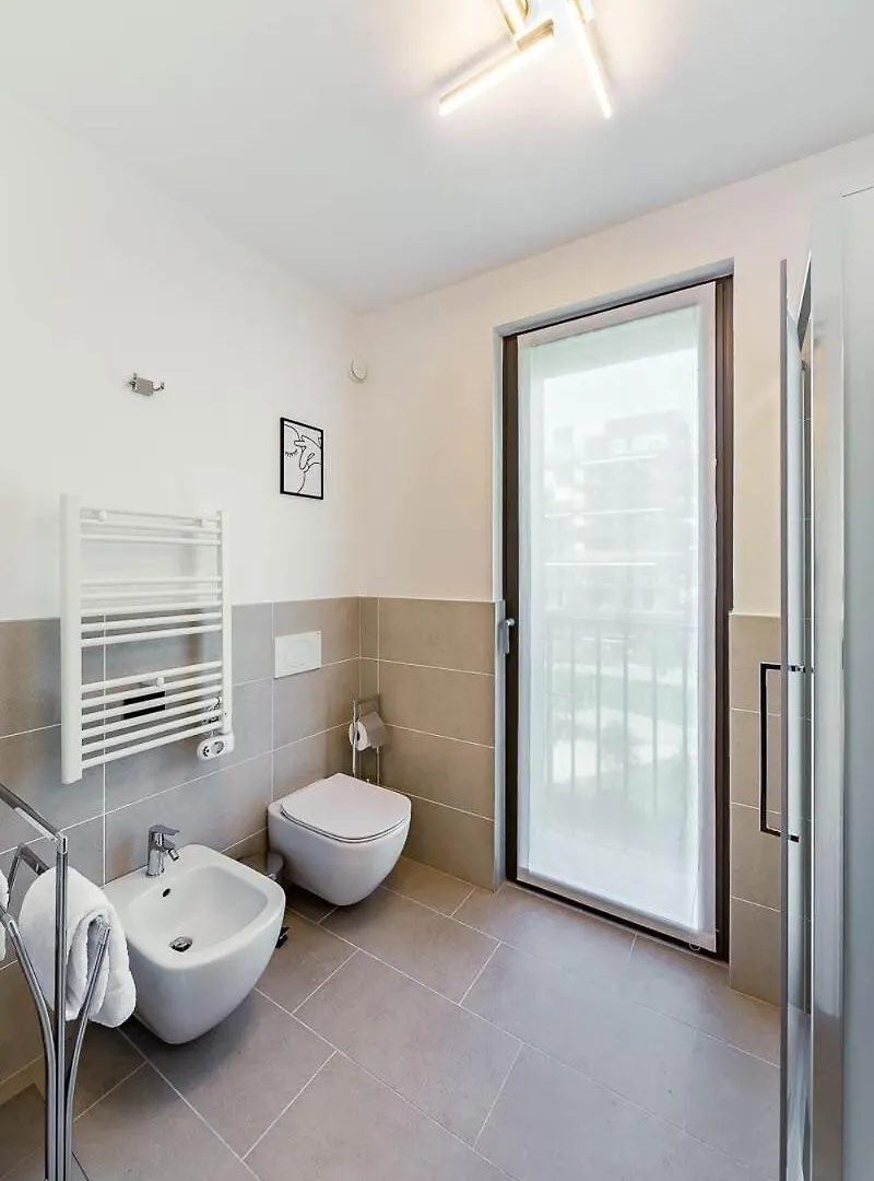 Free Parking Besta 10 Minutes Away Private Terrace And Garden View Milan Italie